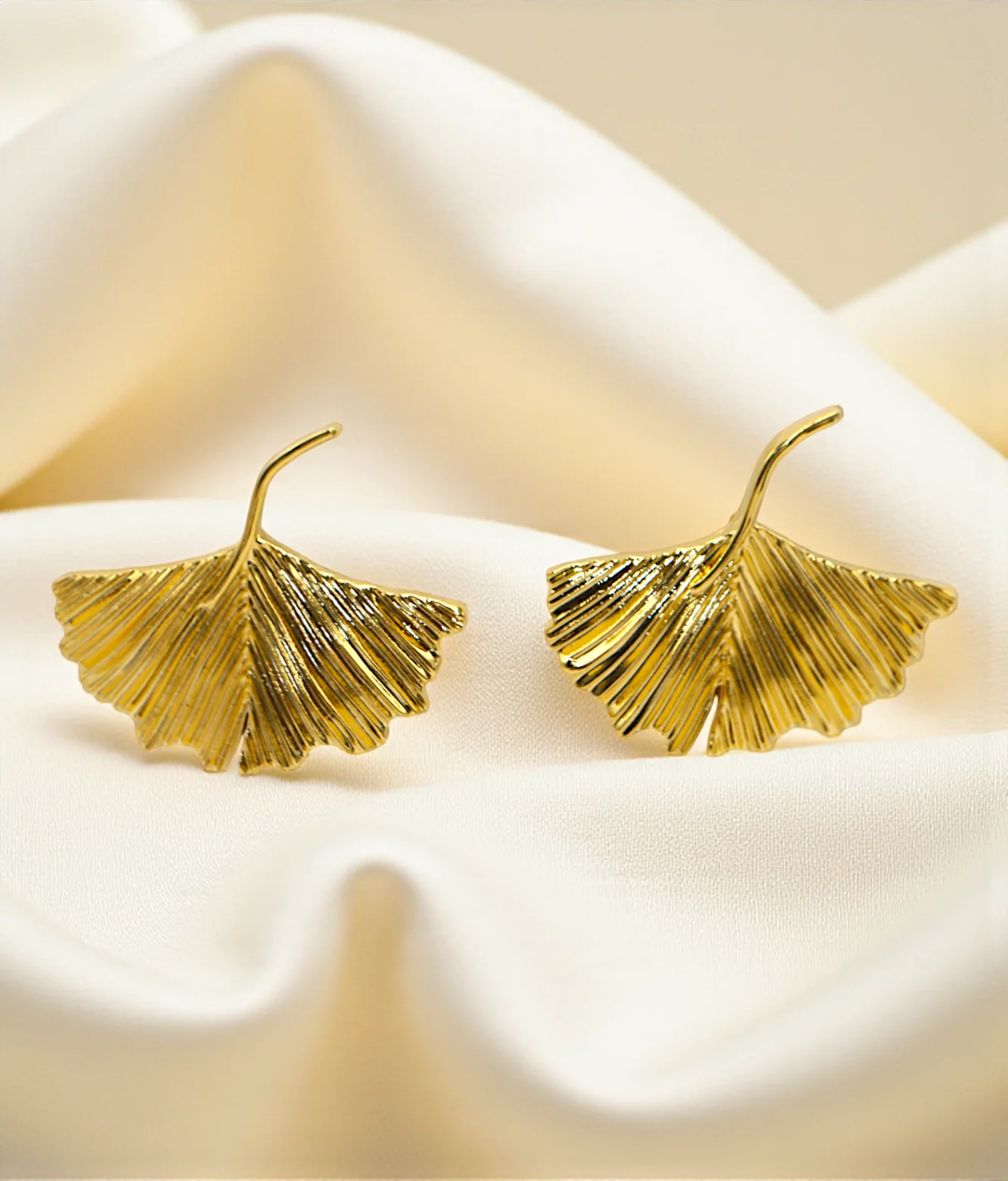 ear ring untique golden leaf shape china